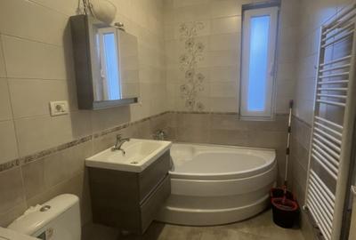 Apartament 2 camere la parter, vizavi de Lidl Giroc - 7