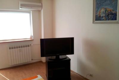 Proprietar inchiriez apartament 2 camere, zona Vitan - 10
