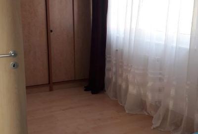 Casă cu 4 camere decomandat în Central - 4