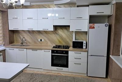 Apartament cu 2 camere decomandat în 1 Mai - 1