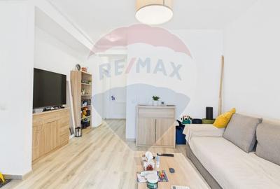 Apartament cu 3 camere semidecomandat, mobilat în Ștefăneștii de Jos - 3
