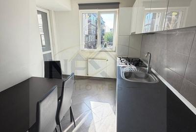 Apartament cu 2 camere decomandat, mobilat în Apărătorii Patriei - 6