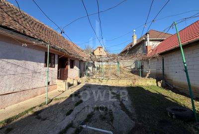 Casă individuală cu 2 camere cu Canalizare în Central - 6