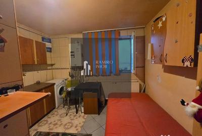 Apartament cu 2 camere decomandat, mobilat în Titan