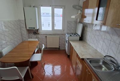 Apartament cu 2 camere decomandat, mobilat în Mioriței - 6