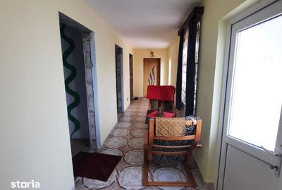 Casă cu 5 camere cu Teren 1280 Mp în Central - 17