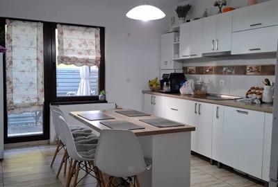 Casă cu 4 camere în Central - 8