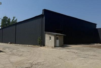 Spațiu comercial, de 1,500 mp, în Aeroport - 1