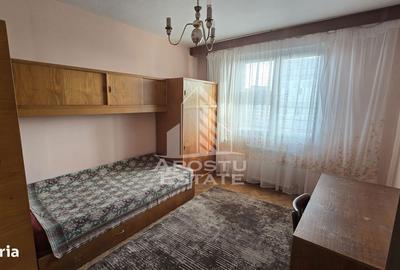 Apartament cu 4 camere, mobilat în Circumvalațiunii - 7