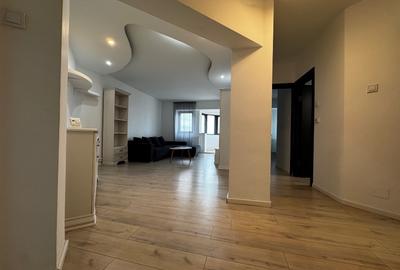 Centru vedere la mare 3 camere bd 1 decembrie! - 2