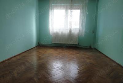 Apartament cu 2 camere semidecomandat în Micălaca