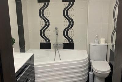 Garsonieră decomandată în Tei