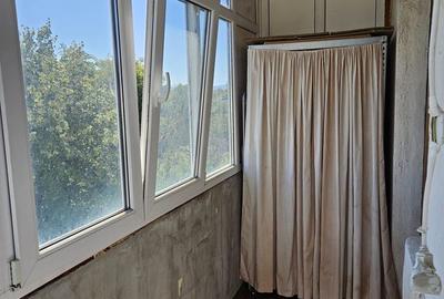 Apartament cu 4 camere decomandat în Exterior Vest