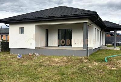Casă cu Teren 550 Mp în Satu Nou de Jos - 4