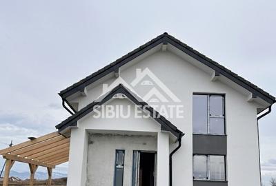 Casă individuală cu 5 camere cu Canalizare în Șura Mică - 2