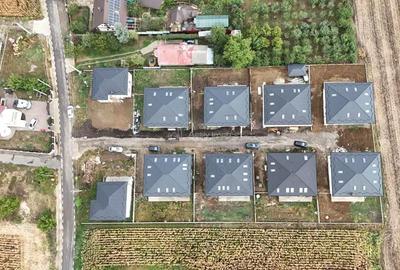 Casă cu Teren 450 Mp în Moara - 1