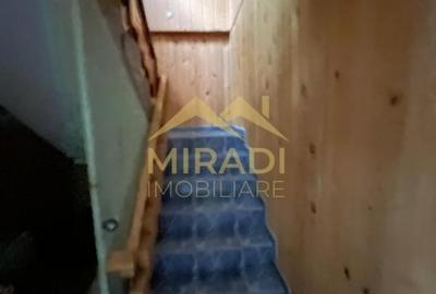 Casă cu 7 camere cu Canalizare în Central - 17