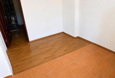 Casă cu 4 camere în Central - 4