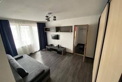 Apartament cu 2 camere semidecomandat în Central - 1