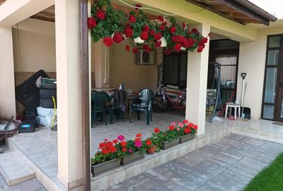 Casă cu 4 camere cu Canalizare în Giulești - 14