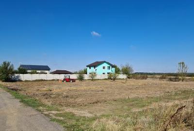 Teren de 1000 mp, în Copăceni - 7