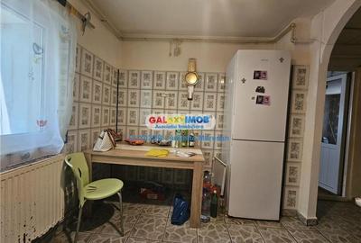 Vanzare apartament 3 camere decomandat Targoviste Micro 12 - 4