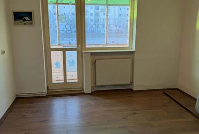 Apartament cu 2 camere decomandat în Exterior Vest - 1