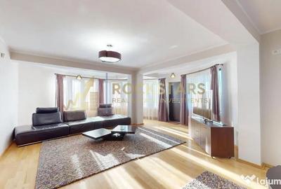 Casă cu 7 camere cu Teren 1057 Mp în Odăi