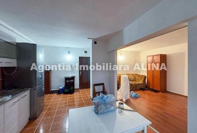 Apartament cu 2 camere decomandat în Decebal