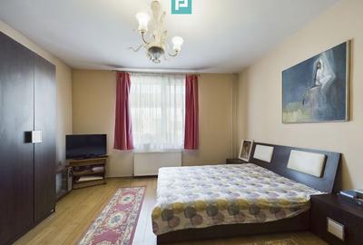 Casă cu 5 camere cu Teren 770 Mp în Central - 12