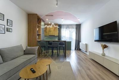 Apartament cu 2 camere decomandat, mobilat în Tractorul - 2