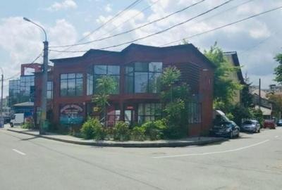 Spațiu comercial, de 200 mp, în Central