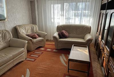 Apartament cu 3 camere decomandat în Dorohoi - 2