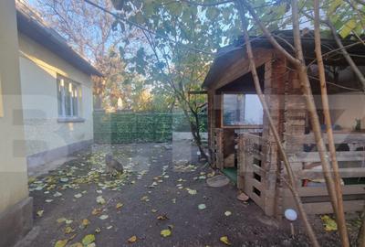 Casa de vanzare, 1360 mp teren, strada asfaltata, circulata, - 2