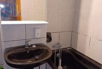 Apartament cu 2 camere decomandat în Răcădău - 1