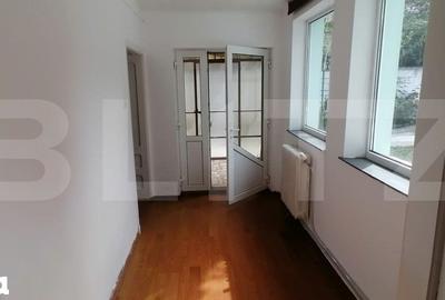 Casă cu 5 camere cu Teren 369 Mp în Central - 7