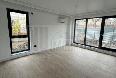 Apartament langa PALAS nou - investitie sigura - 1