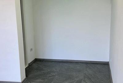 Spațiu comercial, de 17 mp, în Central - 4