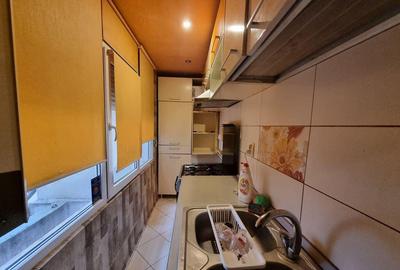 Soveja eden-apartament 4 camere decomandat etaj 1 - 8