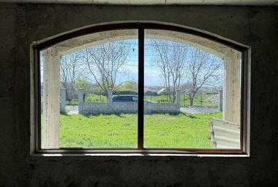 Casă cu 4 camere în Limanu - 2