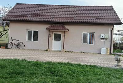 Casă cu 2 camere în Central - 1