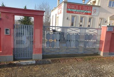Casă cu Teren 895 Mp în Bucium - 2
