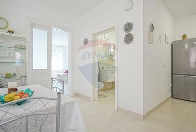 Casă individuală cu 6 camere cu Teren 233 Mp în Schei - 6