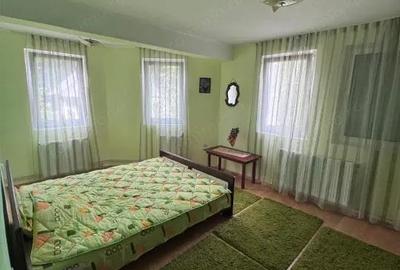 Casă cu Teren 1153 Mp în Solca - 4