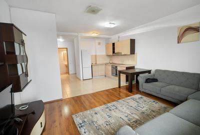 Apartament cu 3 camere decomandat, mobilat în Titan