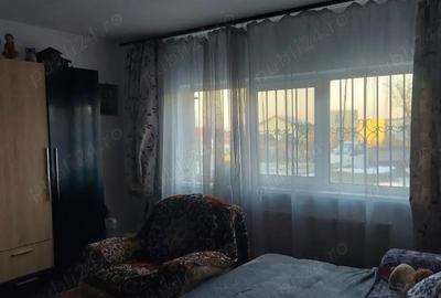 Apartament cu 3 camere decomandat în Central - 2