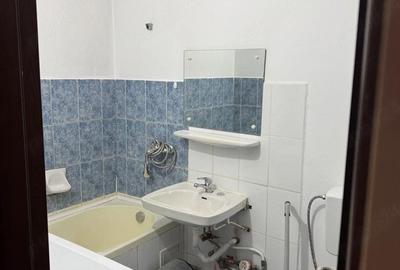 Garsonieră decomandată în 1 Mai - 2