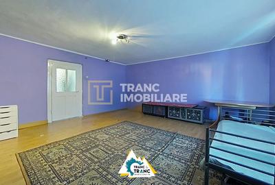 Casă cu 3 camere cu Canalizare în Zăbrani - 1