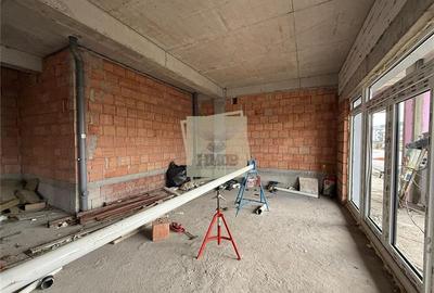 Spatiu comercial 137  mpu 3 intrari si 3 parcari pretabil afacere - 4