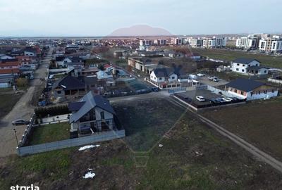 Teren de 438 mp, în Central